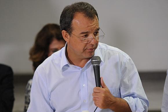 Cabral considerou a decisão equivocada, já que, segundo ele, o incentivo permitiu que a Michelin consolidasse suas fábricas dentro do estado