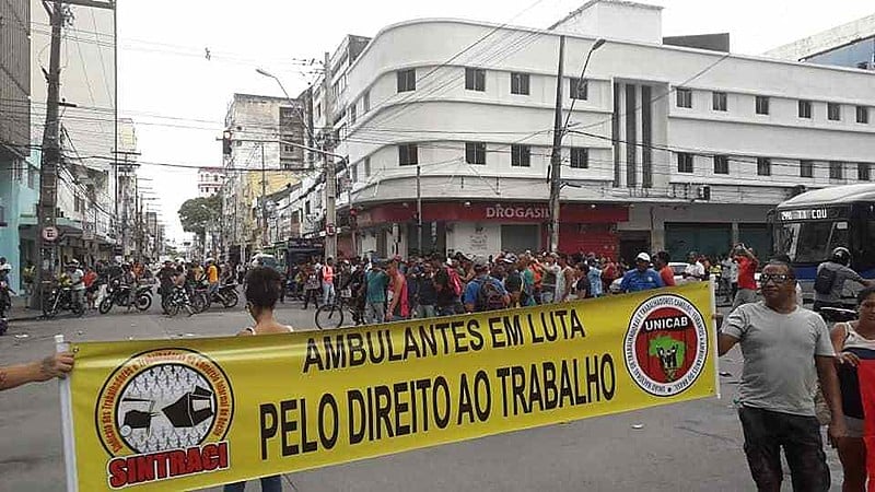 O Sintraci esteve participando da mobilização dos ambulantes pelo direito ao trabalho