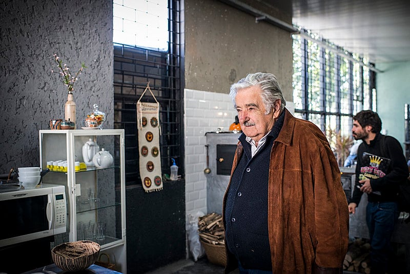 “Somem a tudo isso a luta por uma cultura contestadora, libertadora e diferente, que coloque como centro a vida humana e a felicidade. Nenhum valor vale mais do que isso”, garante Mujica.