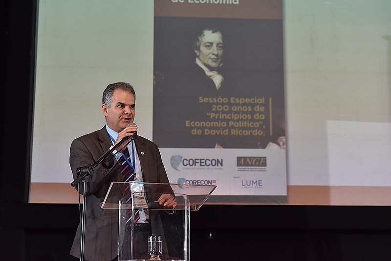 Paulo Bretas é presidente do Conselho Regional de Economia de Minas Gerais