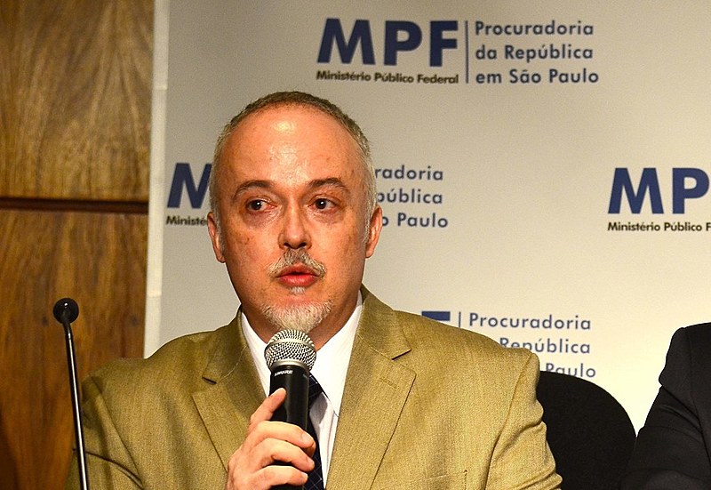 “Vamos criar distração e mostrar serviço”, disse procurador Carlos Fernando dos Santos Lima
