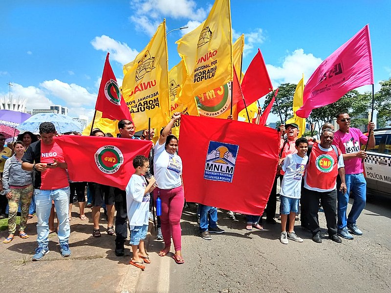 Lideranças populares durante protesto na Esplanada dos Ministérios, em Brasília (DF)