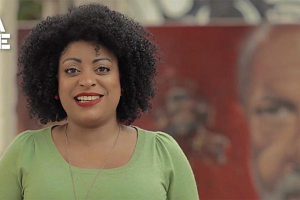 Preta Ferreira, que apresenta o Boletim Lula Livre, está entre as pessoas que foram presas