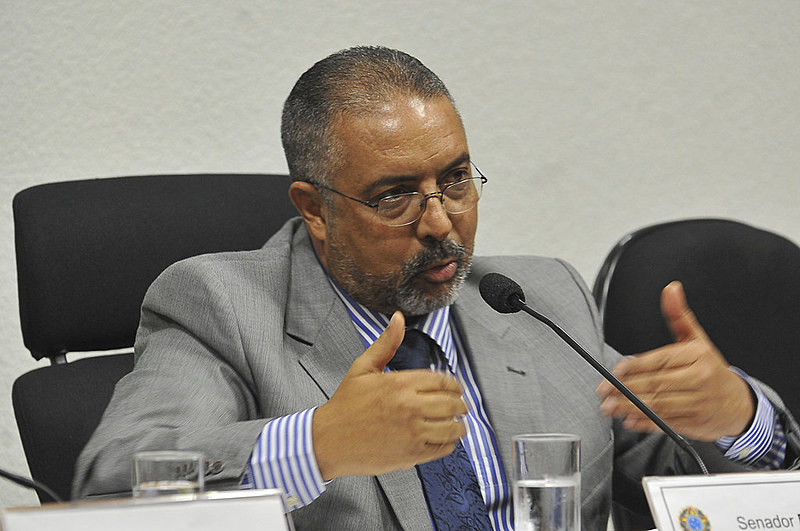 Paulo Paim (PT-RS) pede transparência no fluxo de caixa previdenciário