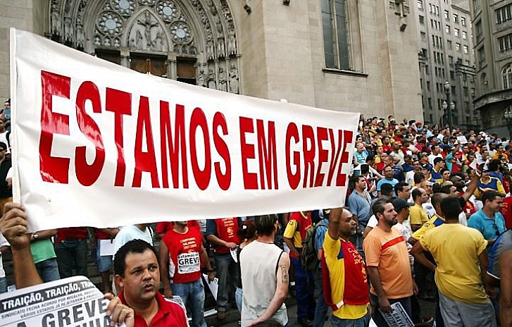 Além do reajuste salarial a categoria conquistou outros direitos como o plano de saúde ereajuste de 95% no vale-alimentação