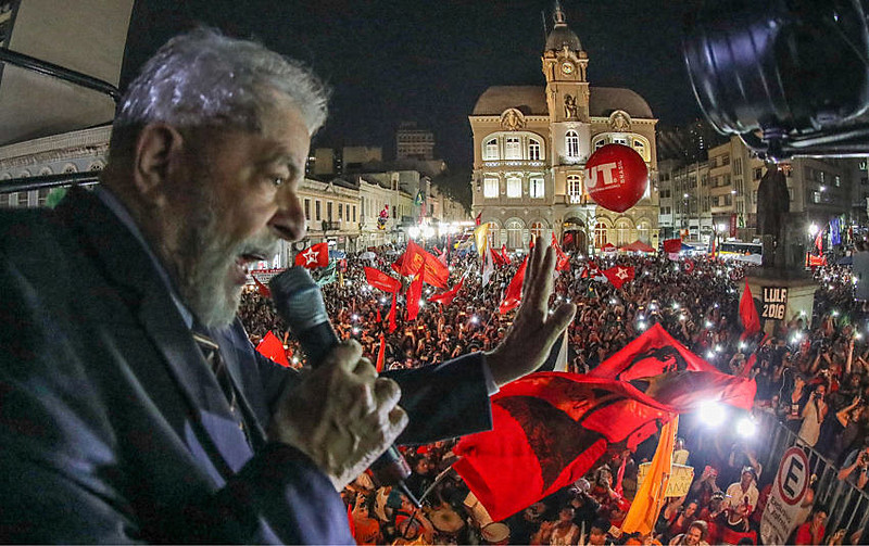 Setores da burguesia e da elite brasileira não aceitam a possibilidade de o país voltar a ser governado por um líder popular