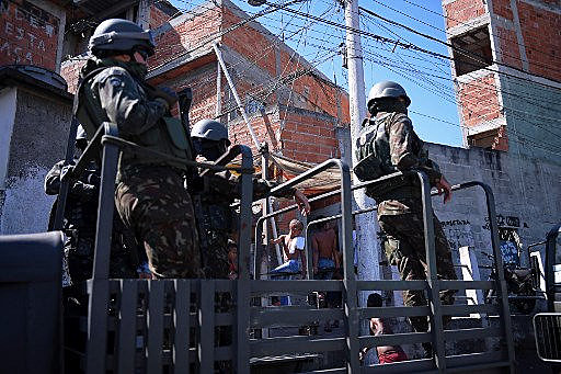 La juventud fue víctima de 87,7 homicidios en un grupo de 100 mil personas en Rio de Janeiro en 2016, según el Atlas de Violencia en Brasil
