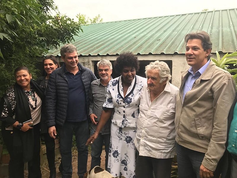 Ouça a mensagem de Pepe Mujica a Lula enviada durante o encontro com senadores e uma deputada, e ex-candidato à presidência, Fernando Haddad