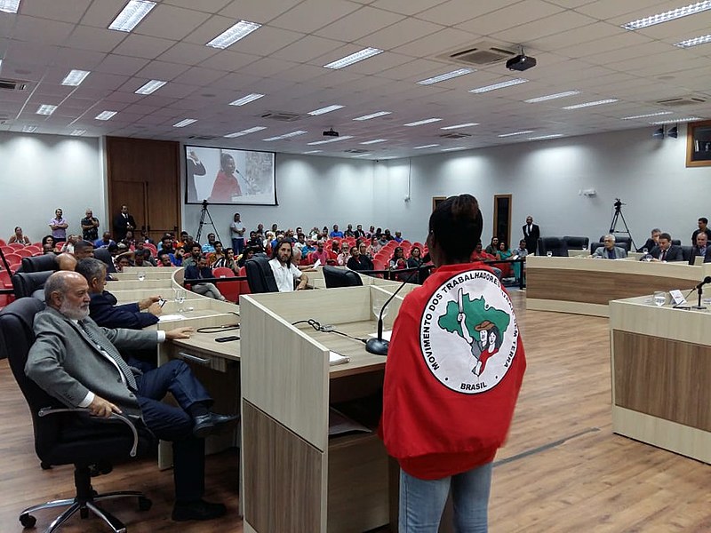 Sem terras foram à Câmara Municipal de Macaé na última quinta (26) pedir a permanência em terreno e a criação de uma escola de agroecologia