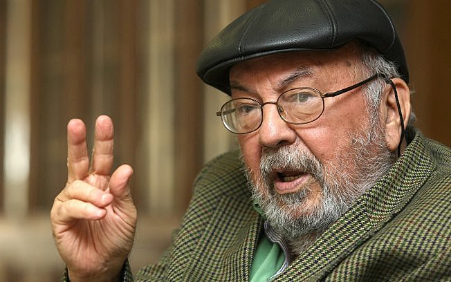"Não sou otimista, ao contrário, se tenho que martelar as questões sociais quase eternamente, é porque as coisas não se resolvem”
