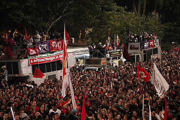 Greve geral contra o desmonte de direitos, dia 28 de abril, em São Paulo