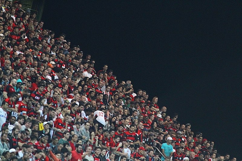 Cariacica (ES) deu ao Fla o que há tempos o time não vê: torcida