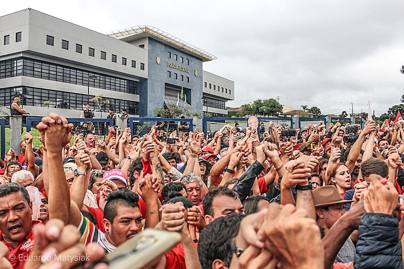 Um ano da prisão do ex-presidente Lula | Vigília Lula Livre - Curitiba
