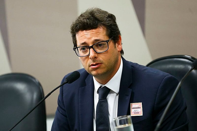 O chefe da Secom será investigado por corrupção e peculato
