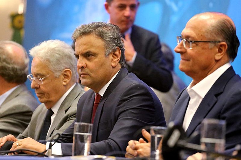 O ex-presidente Fernando Henrique Cardoso, senador Aécio Neves e o governador do estado de São Paulo, Geraldo Alckmin