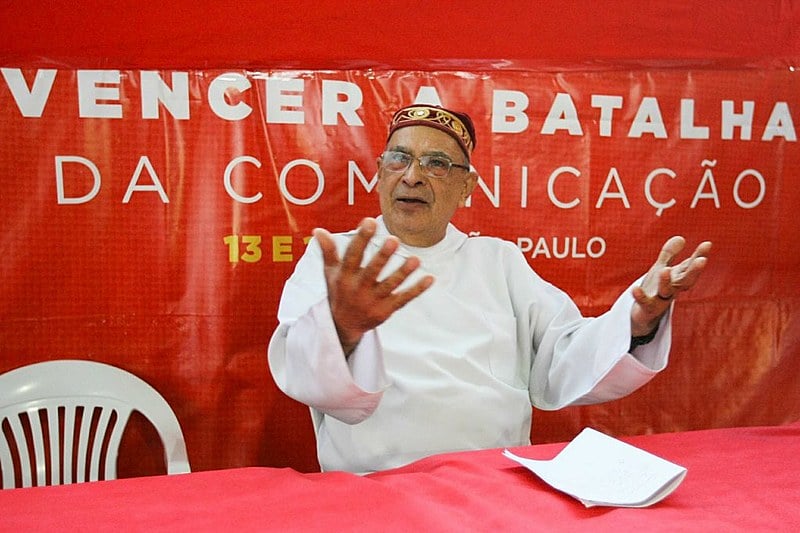 Marcelo Barros diz que Marília é "o brilho da estrela da manhã"
