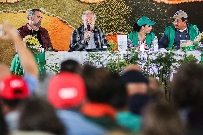 João Pedro Stedile, dirigente nacional do MST e o militante de agroecologia, Vanderley Ziger participam de análise de conjuntura