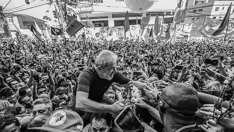 Jornada de Lutas em Curitiba marca um ano da prisão de Lula