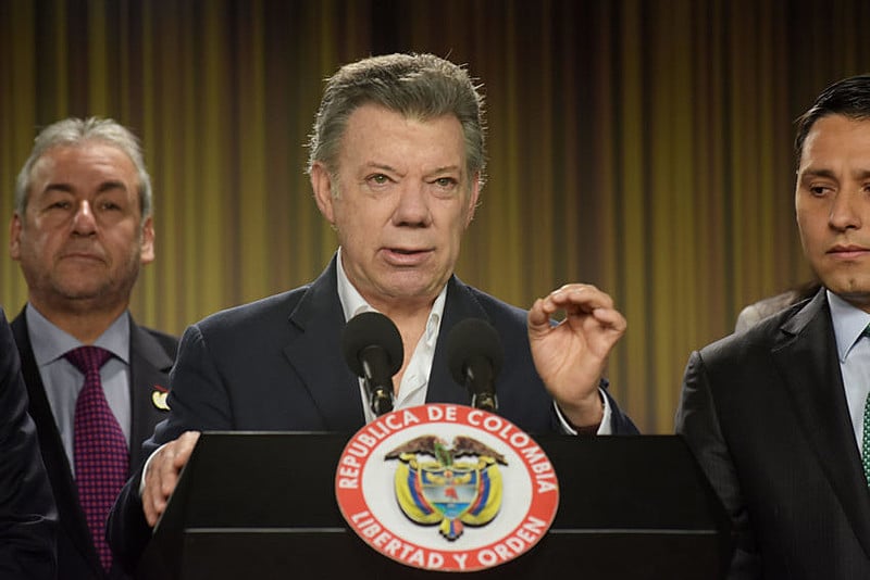Santos foi destacado por seus "esforços resolutos" para alcançar a paz no país após 52 anos de guerra civil