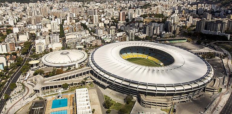 Em estádios e quadras de todo o país, ao menos 69 profissionais da cadeia esportiva foram alvo de discriminação em 2017
