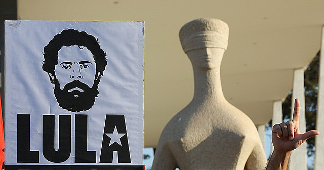 Seis personas iniciaron una huelga de hambre dirigida al Supremo Tribunal Federal para exigir la libertad del ex presidente Lula