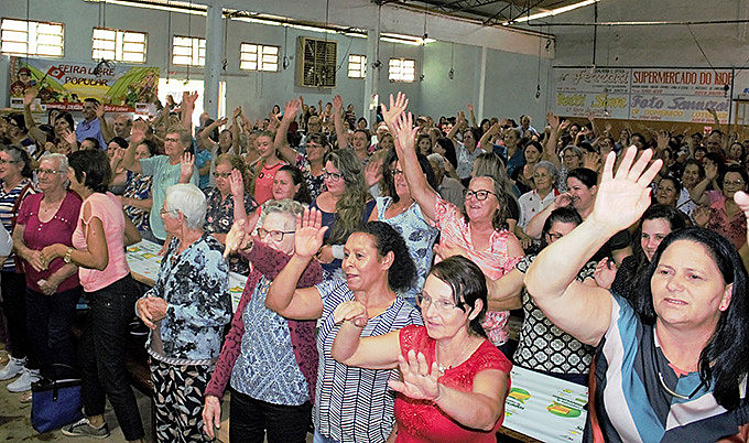 Entre outros pontos, mulheres debateram a importância da aposentadoria do meio rural para movimentar a economia das comunidades do interior