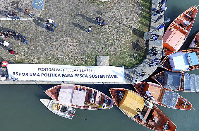 Pescadores artesanais e industriais do RS conquistaram política para o setor em 2018, depois de muito debate