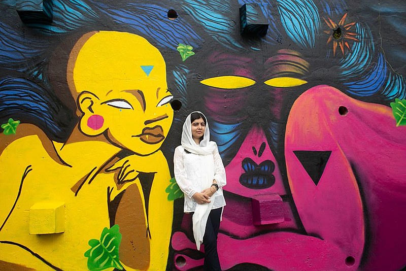 Malala recebeu Prêmio Nobel da Paz quando tinha apenas 17 anos, se tornando a pessoa mais jovem a alcançar o feito.