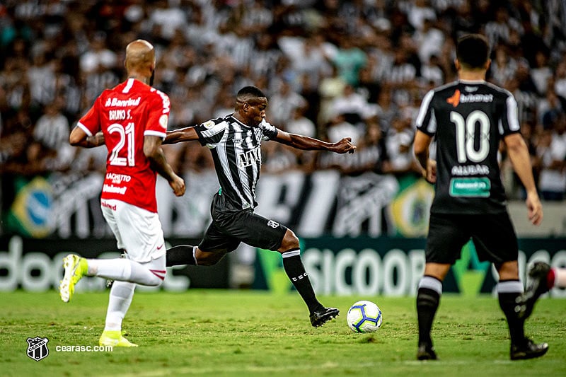 Ceará e Fortaleza estão entre os clubes que disputam o direito de permanecer na séria A, por isso, entendem que cada ponto é valioso.