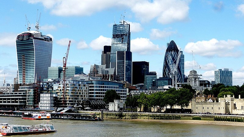 Centro financeiro de Londres; atual sistema de tributação aumenta desigualdade