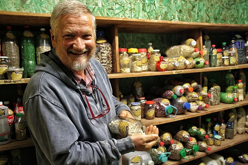 Hans Rinklin é coordenador da Casa de Sementes de Mandirituba (PR) e destaca que a iniciativa resgata o controle do cultivo pelo agricultor
