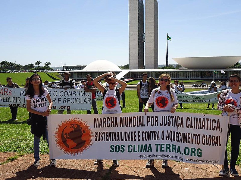 Marcha Mundial do Clima realizada nesta quinta-feira (9), em Brasília