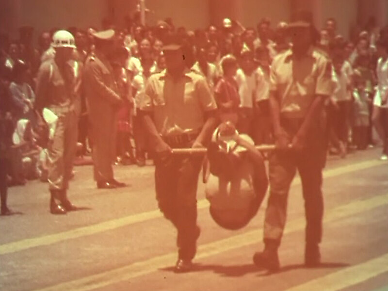 Guarda rural indígena: a foto mostra a formatura de 84 indígenas, em 1970, treinados pelo regime militar para realizar repressão nas aldeias