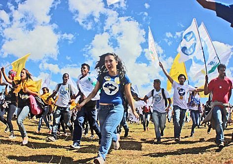 União Nacional dos Estudantes percorrerá as universidades do país numa caravana em defesa da educação pública