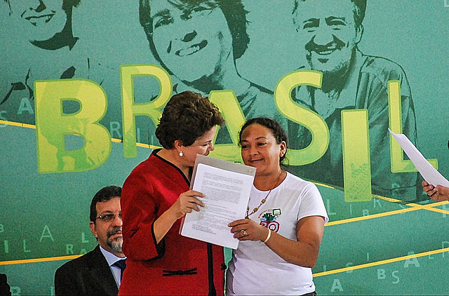 Dilma Ferreira Silva y la entonces presidenta de Brasil, Dilma Rousseff, del Partido de los Trabajadores (PT)