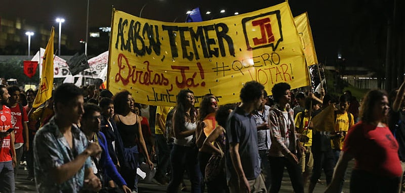 Protesto contra o governo Temer em Brasília na quarta (17)