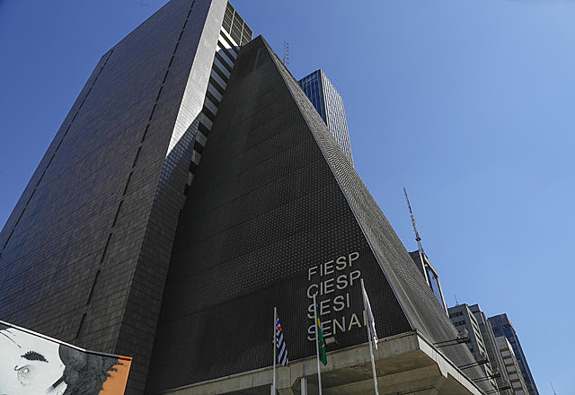 Modificações permitem que unidades industriais avancem sobre áreas de preservação