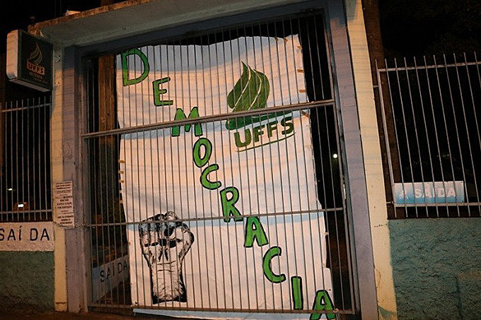 Campus Chapecó está ocupado pelos estudantes desde o dia 30 de agosto