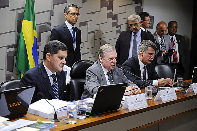 Comisión de Asuntos Económicos del Senado realiza reunión que trata de la reforma laboral