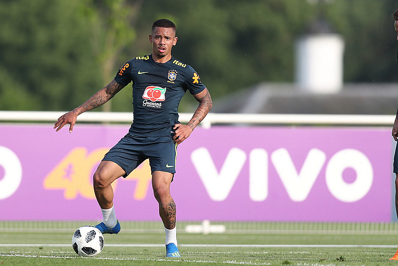 Gabriel Jesus ficou afastado de vários jogos por lesão, mas foi campeão inglês e tem total confiança do técnico brasileiro