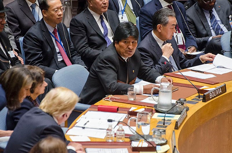 Evo Morales acusa Estados Unidos por demonstrarem seu desprezo pelo direito internacional e pelo multilateralismo.