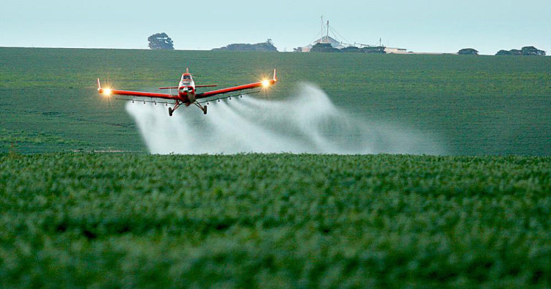 Pulverização aérea de agrotóxicos traz graves consequências para a saúde dos moradores