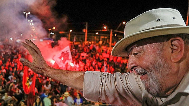 El expresidente debe ir a la Policía Federal, en la ciudad de Curitiba, estado de Paraná para el inicio del cumplimiento de la pena