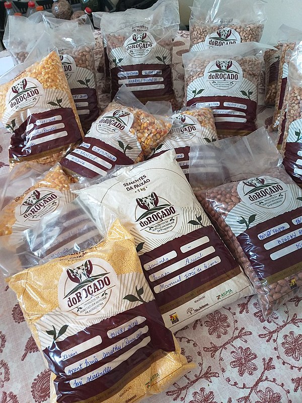 Produtos agroecológicos comercializados durante o Encontro das Guardiãs e Guardiões das Sementes.
