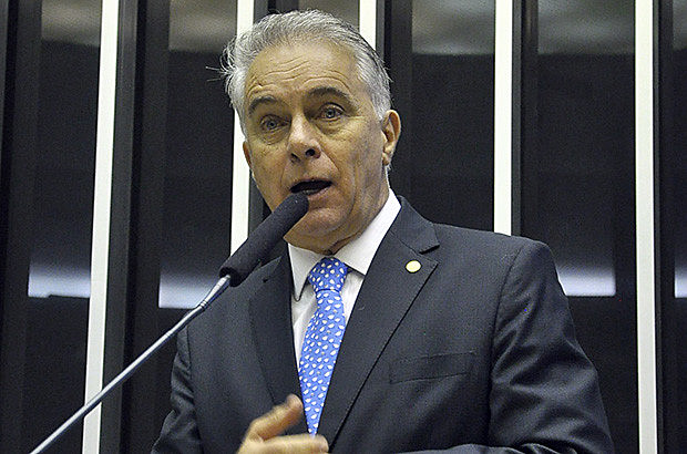 Parlamentar quer que o Exército ajude "a ter mais paz no campo"