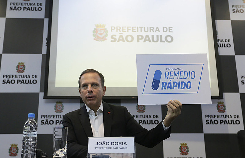 João Doria na coletiva de imprensa do projeto remédio rápido que, conforme denúncias, acabou custando à prefeitura de SP cerca de R$ 60 mil