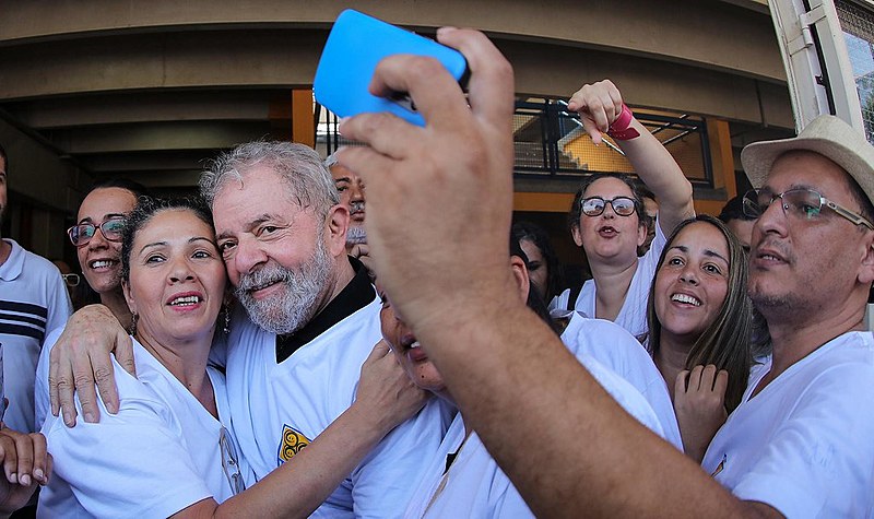 Muitos sonham com a volta dos anos em que um operário governou