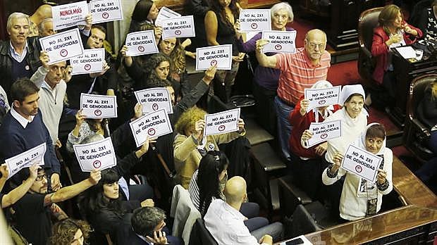 Se espera una masiva marcha en contra del fallo judicial que beneficia a genocidas