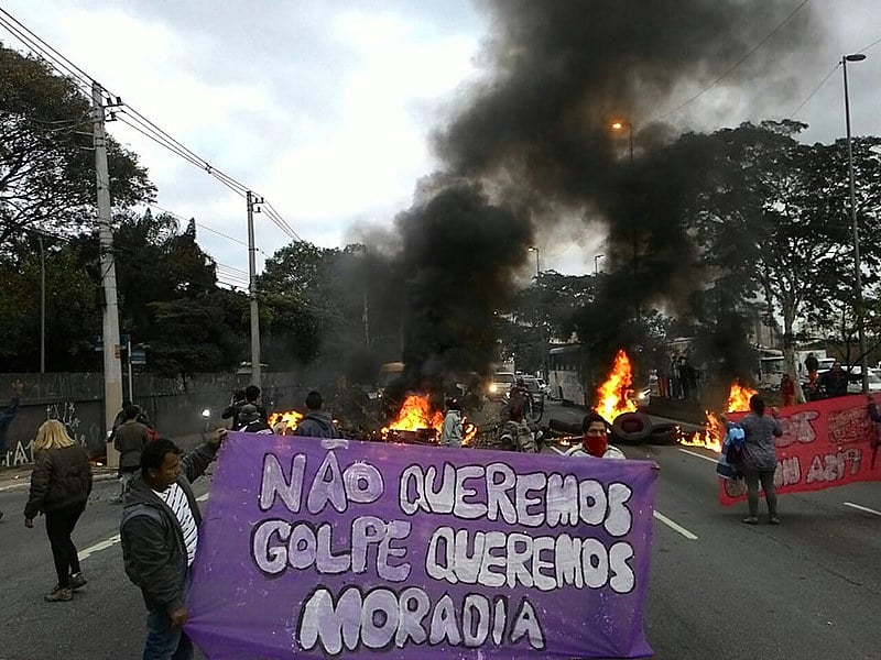 Movimiento de Trabajadores Sin Techo salen a las calles en defensa de la demcoracia y por más derechos