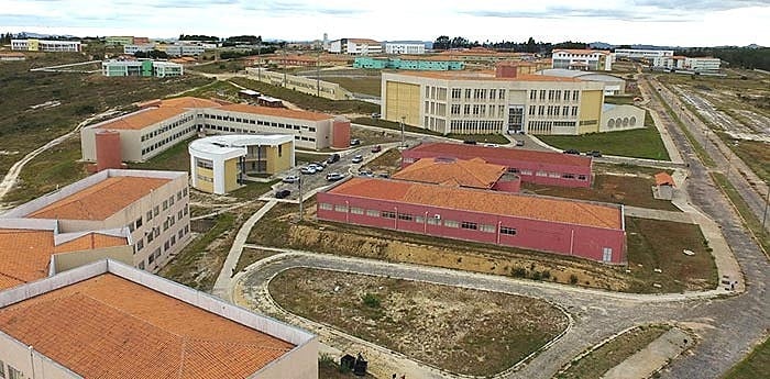 Juízo da 2ª Vara Federal Cível e Criminal concedeu liminar impedindo que as pessoas processadas se manifestem na UFVJM